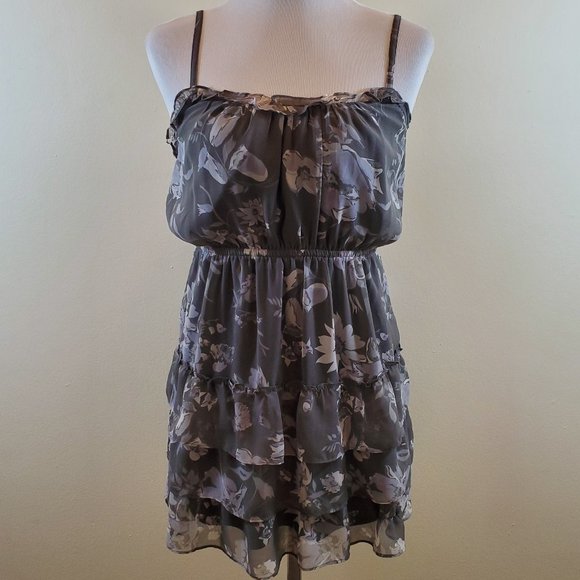American Eagle Outfitters Dresses & Skirts - American Eagle Gray Floral Ruffle Dress